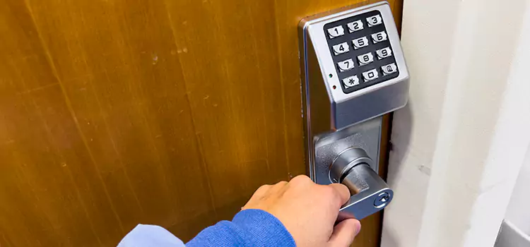 Why Choose Us for Your Keypad Lock Needs in Woodstock, IL?